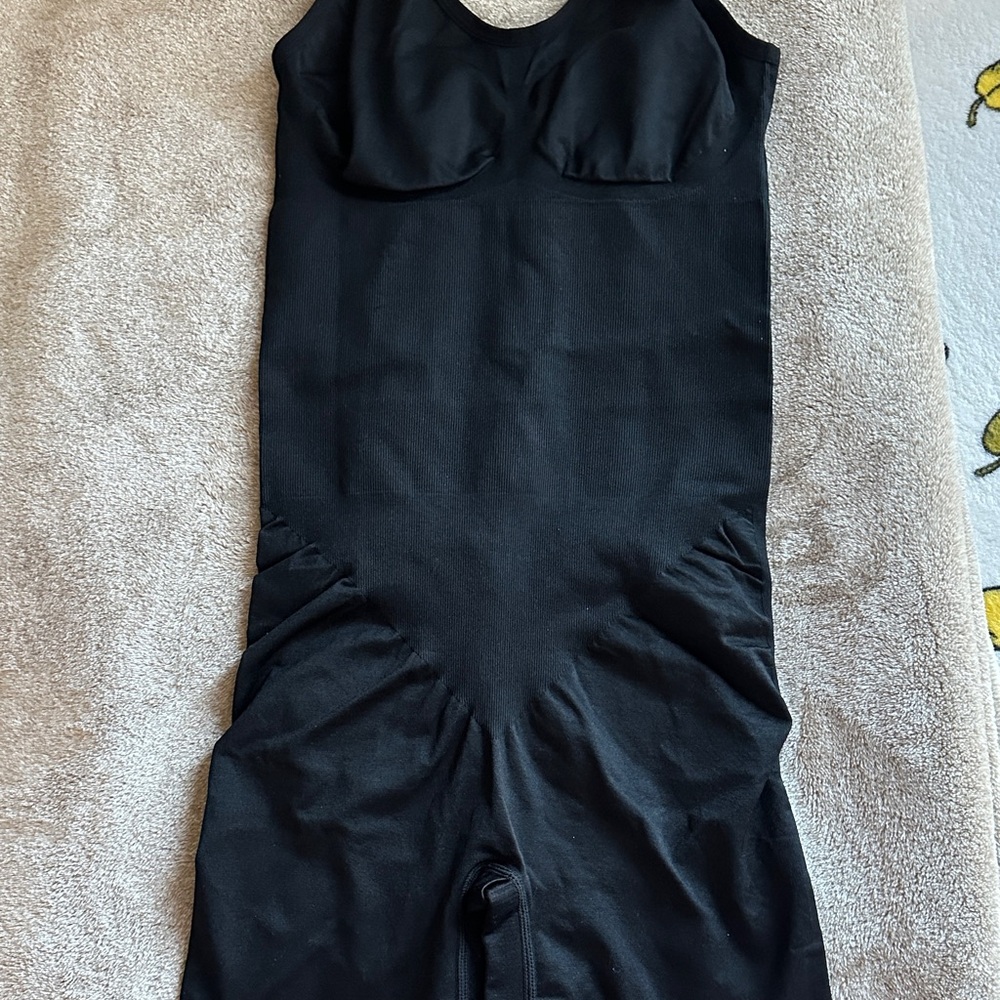 Black Sleeveless Bodysuit